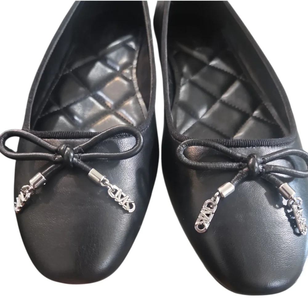 MICHAEL Michael Kors Flex Ballet Flats Black Leather Bow Shoes Size 6 NWT